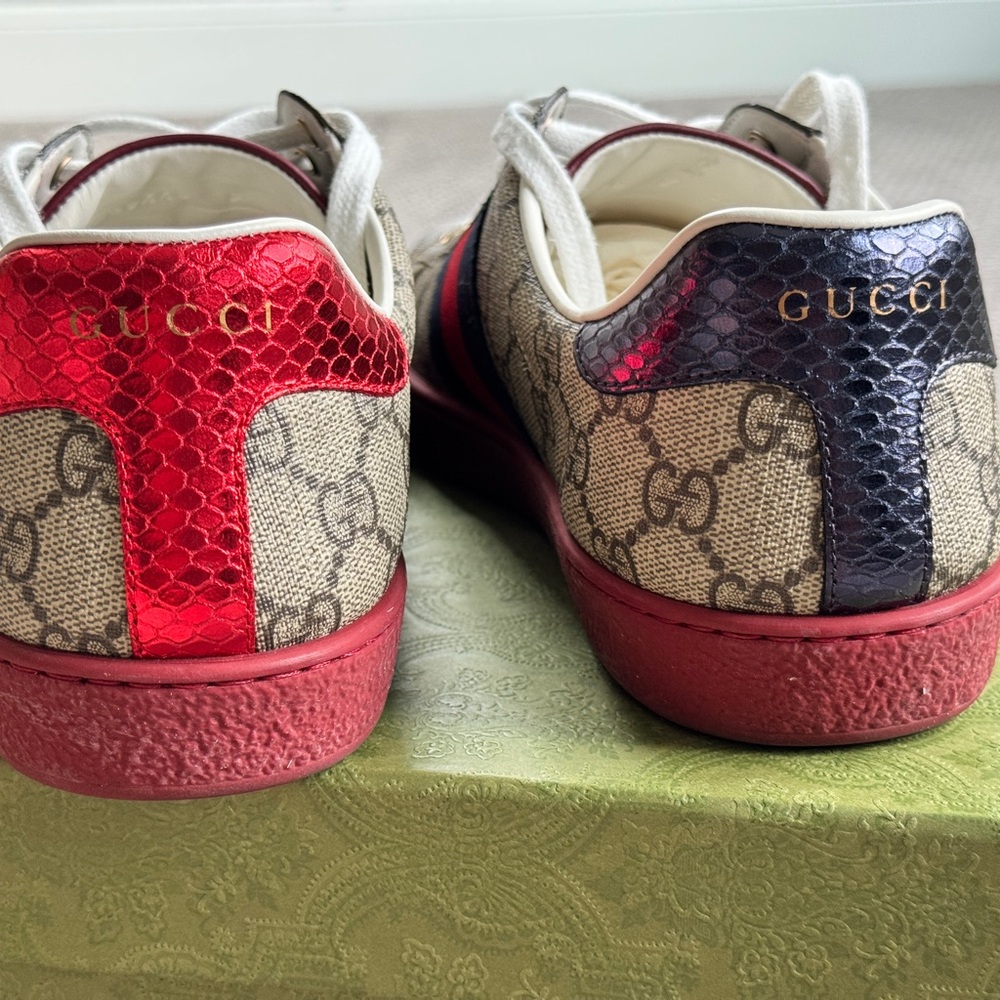 Gucci Monogram Sneakers with Red and Blue Accents - Picture 7 of 11
